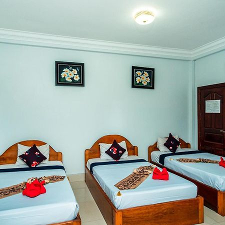 Golden Papaya Guesthouse Siem Reap Bagian luar foto
