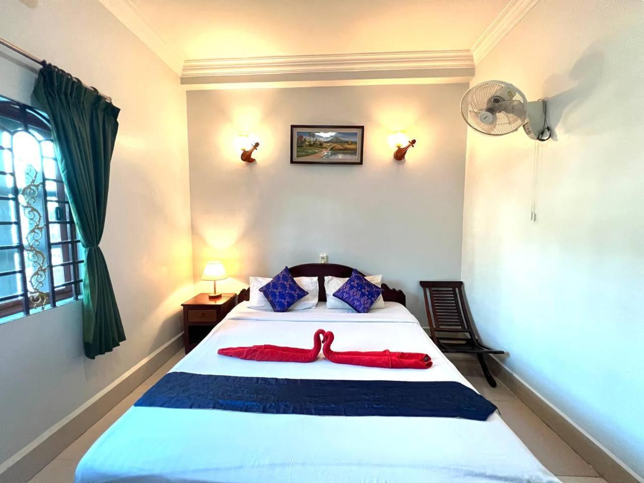 Golden Papaya Guesthouse Siem Reap Bagian luar foto