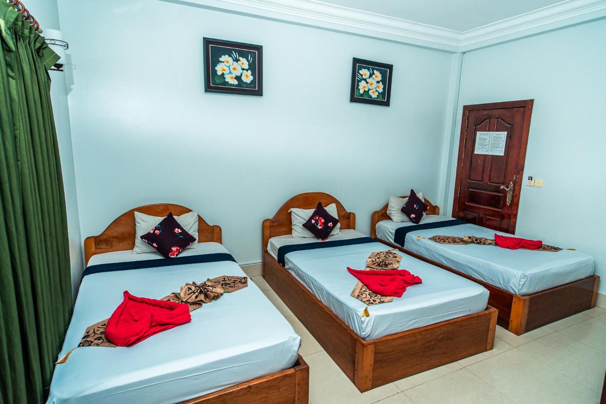 Golden Papaya Guesthouse Siem Reap Bagian luar foto