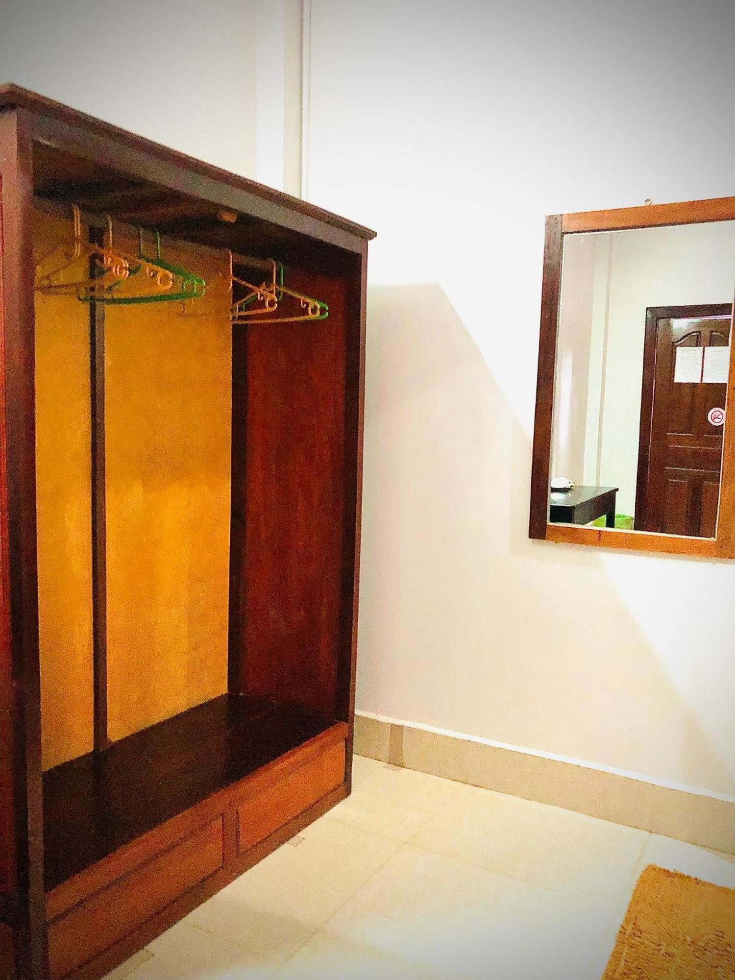 Golden Papaya Guesthouse Siem Reap Bagian luar foto